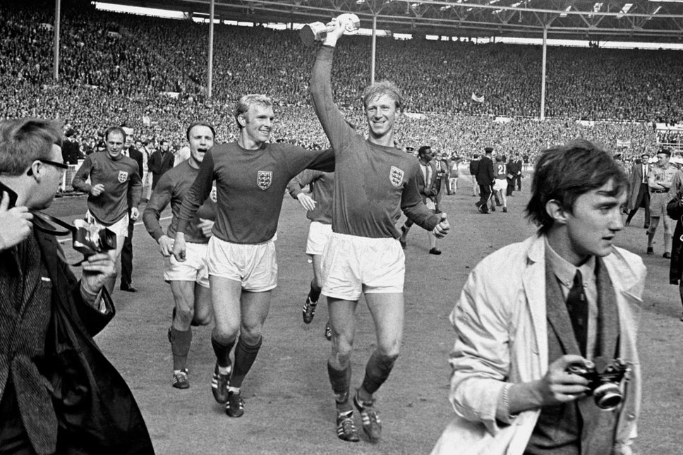 Jack Carlton and Bobby More, England's won the world cup in 1966, This is the last and only time. : r/OldSchoolCool